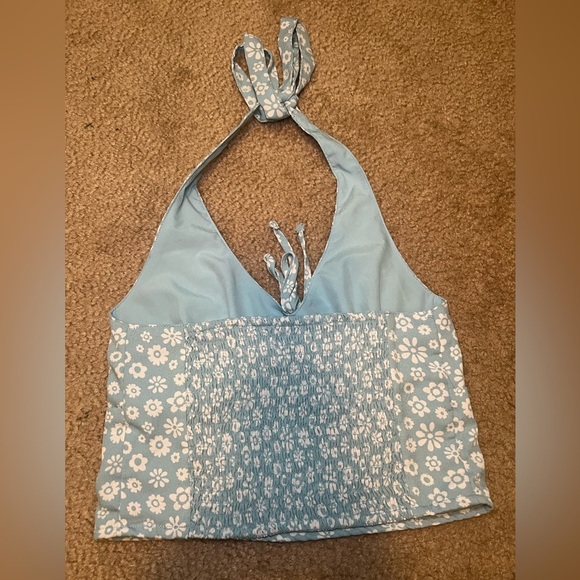 Hollister Floral Blue Halter Top Size S - Picture 2 of 4